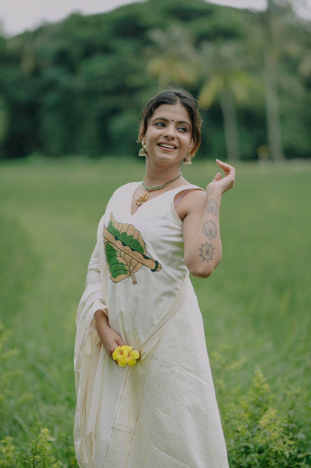 alyilaodakuzhal embro chudidar unsitiched material 1 Pack